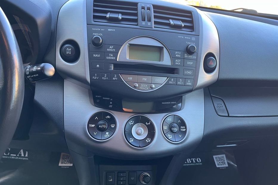 Продам Toyota Rav 4 2006 года в Черновцах