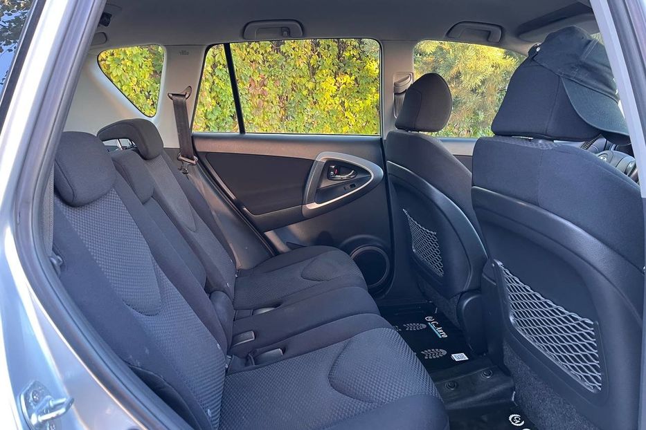 Продам Toyota Rav 4 2006 года в Черновцах