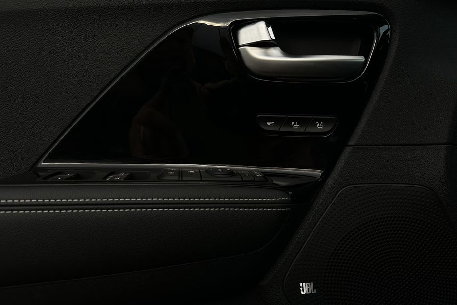 Продам Kia Niro 64кВт Макс.комплектація!  2021 года в Львове