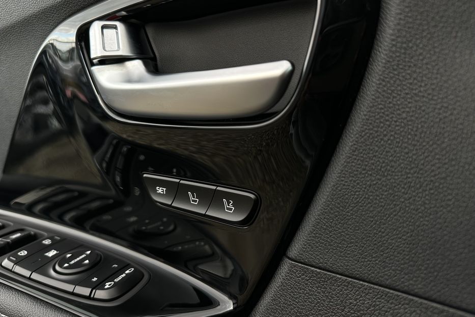 Продам Kia Niro 64кВт Макс.комплектація!  2021 года в Львове