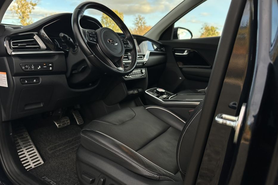 Продам Kia Niro 64кВт Макс.комплектація!  2021 года в Львове