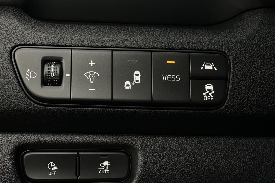 Продам Kia Niro 64кВт Макс.комплектація!  2021 года в Львове