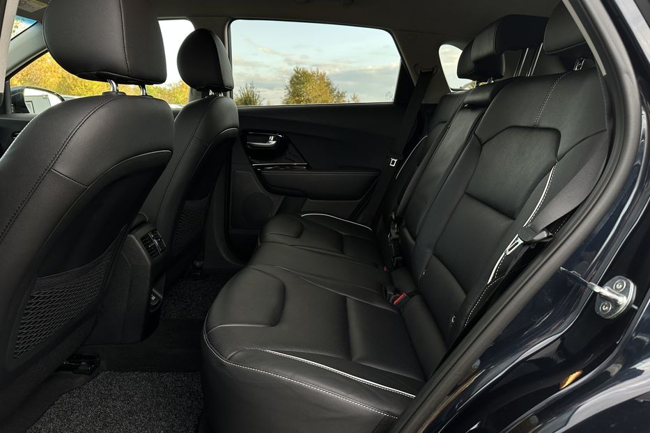 Продам Kia Niro 64кВт Макс.комплектація!  2021 года в Львове