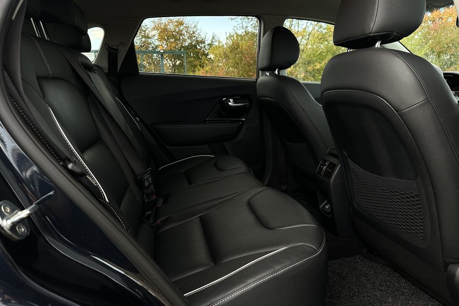 Продам Kia Niro 64кВт Макс.комплектація!  2021 года в Львове