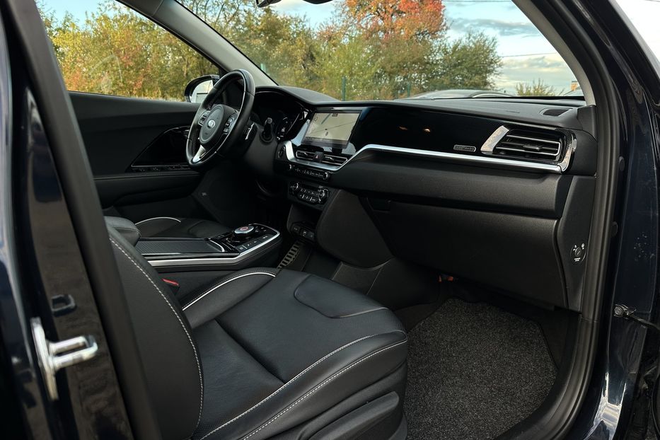 Продам Kia Niro 64кВт Макс.комплектація!  2021 года в Львове