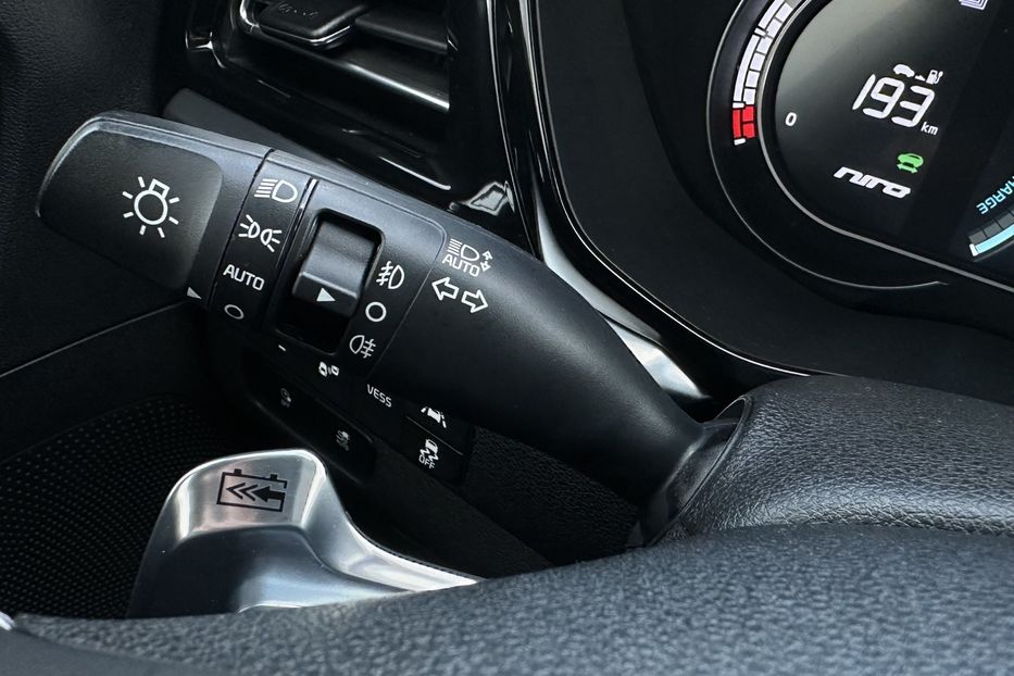 Продам Kia Niro 64кВт Макс.комплектація!  2021 года в Львове