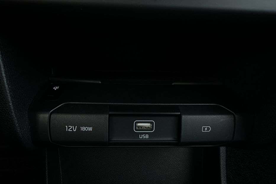 Продам Kia Niro 64кВт Макс.комплектація!  2021 года в Львове