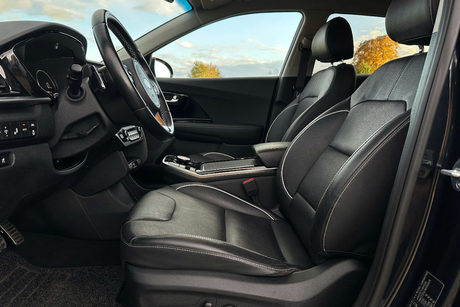 Продам Kia Niro 64кВт Макс.комплектація!  2021 года в Львове