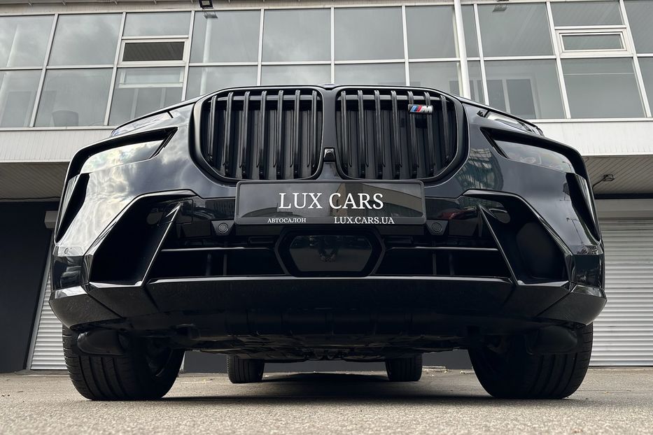 Продам BMW X7 M60i 2023 года в Киеве