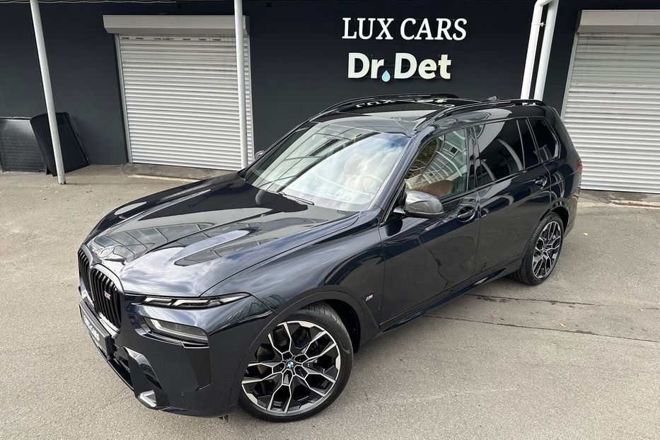 Продам BMW X7 M60i 2023 года в Киеве