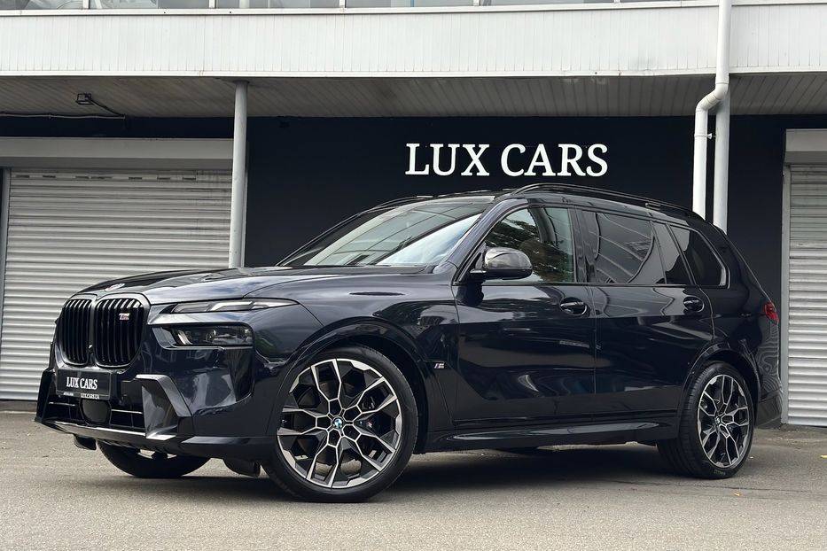 Продам BMW X7 M60i 2023 года в Киеве