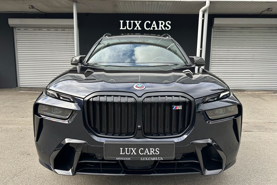 Продам BMW X7 M60i 2023 года в Киеве