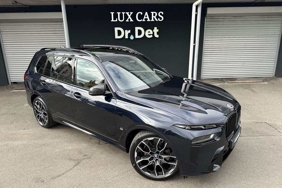 Продам BMW X7 M60i 2023 года в Киеве