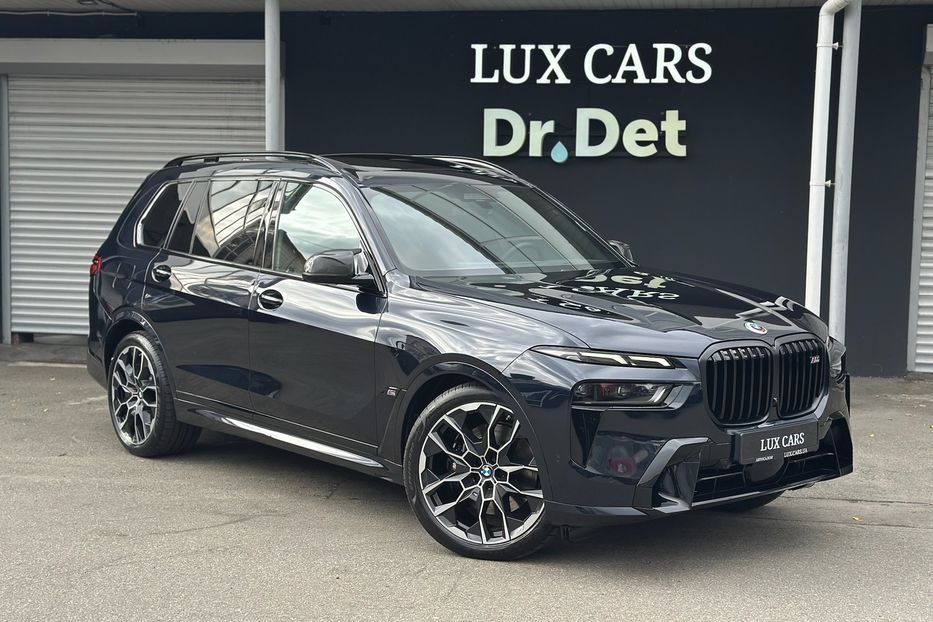 Продам BMW X7 M60i 2023 года в Киеве