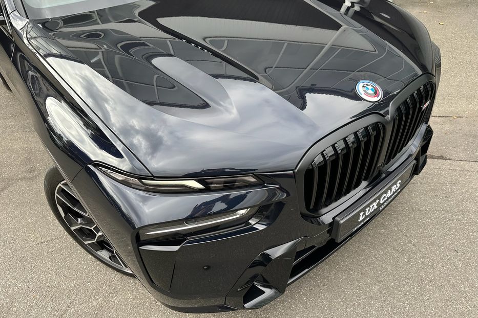 Продам BMW X7 M60i 2023 года в Киеве