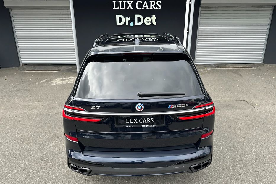 Продам BMW X7 M60i 2023 года в Киеве