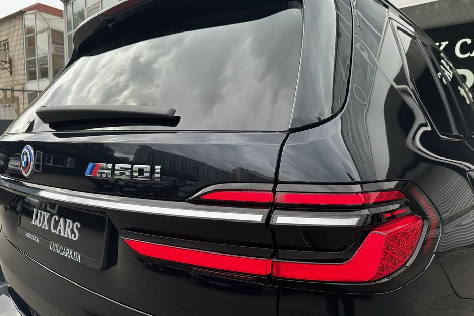 Продам BMW X7 M60i 2023 года в Киеве