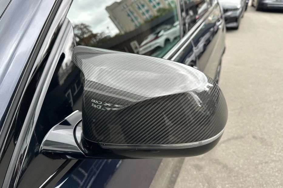 Продам BMW X7 M60i 2023 года в Киеве