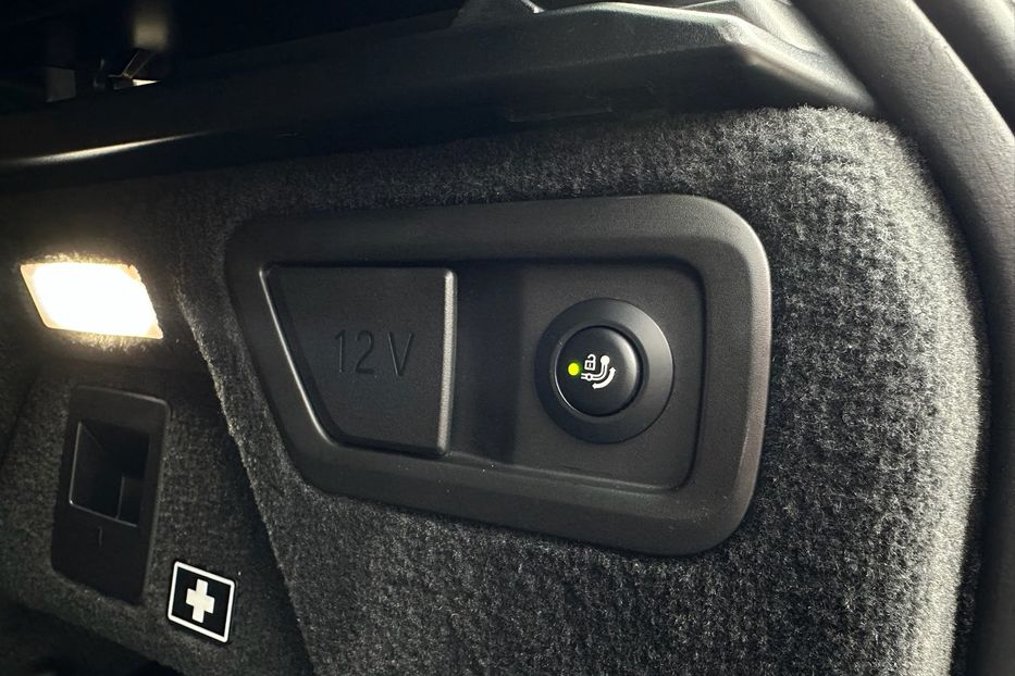 Продам BMW X7 M60i 2023 года в Киеве
