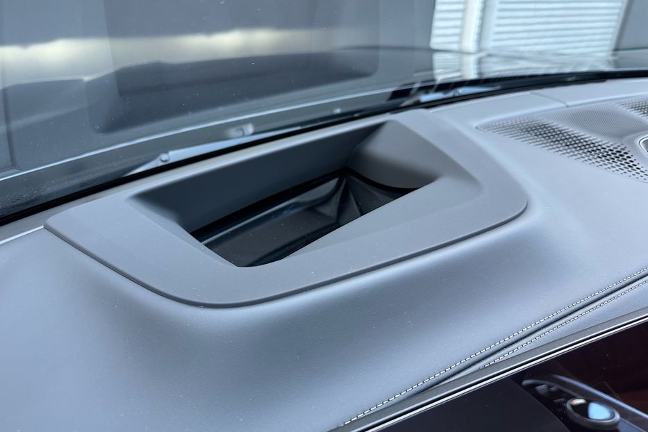 Продам BMW X7 M60i 2023 года в Киеве