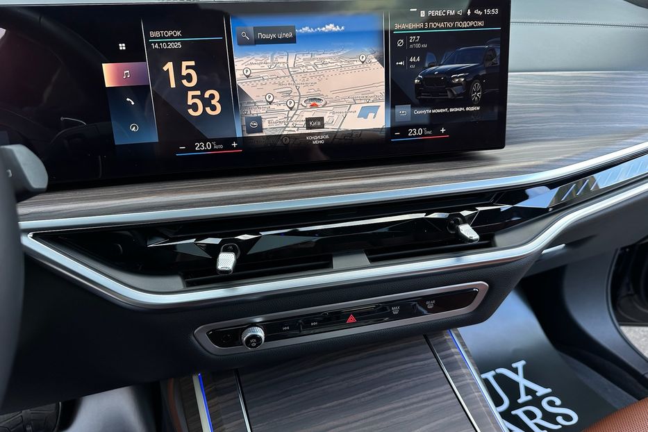 Продам BMW X7 M60i 2023 года в Киеве