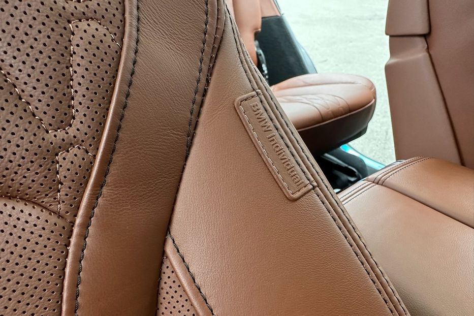 Продам BMW X7 M60i 2023 года в Киеве