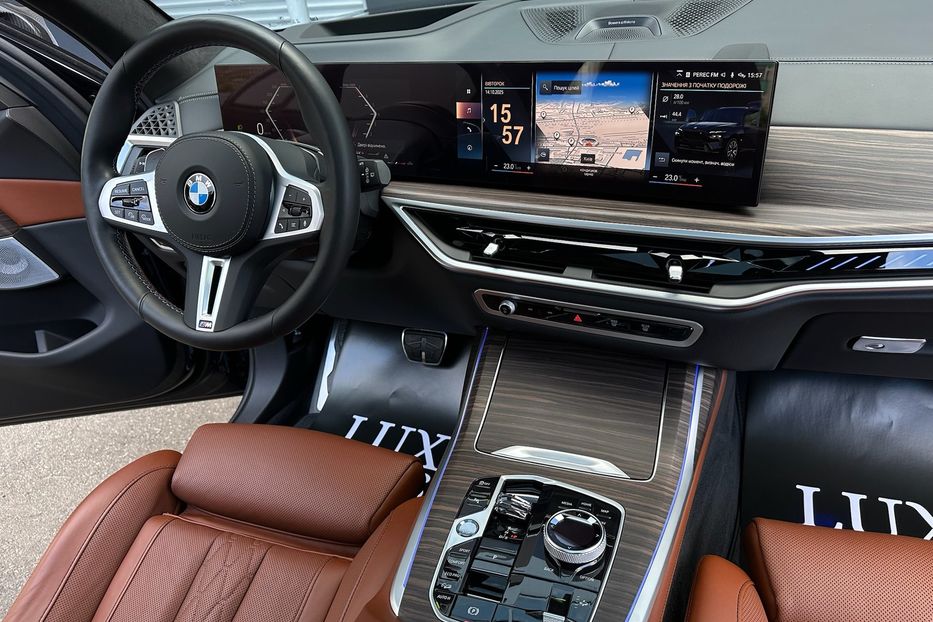 Продам BMW X7 M60i 2023 года в Киеве