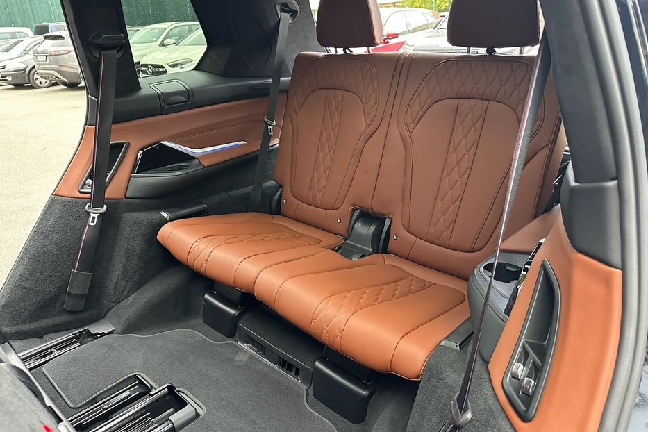 Продам BMW X7 M60i 2023 года в Киеве