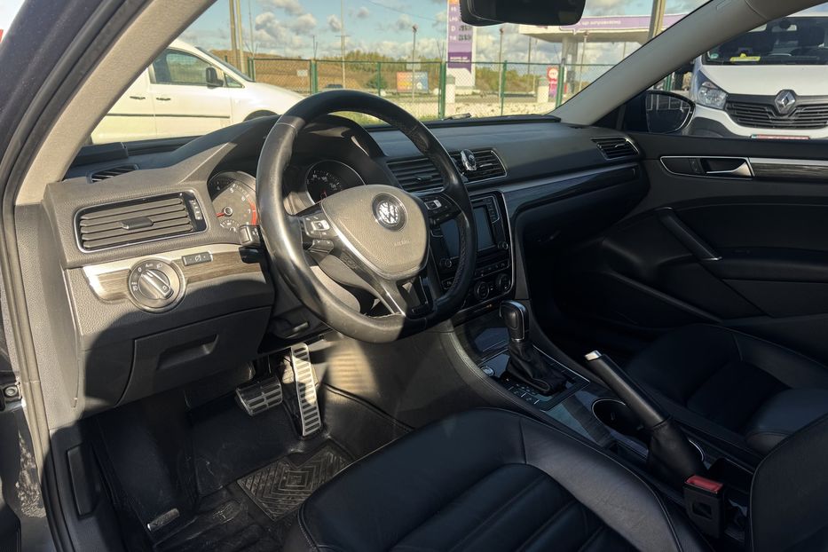 Продам Volkswagen Passat B8 COMIS 2017 года в г. Умань, Черкасская область