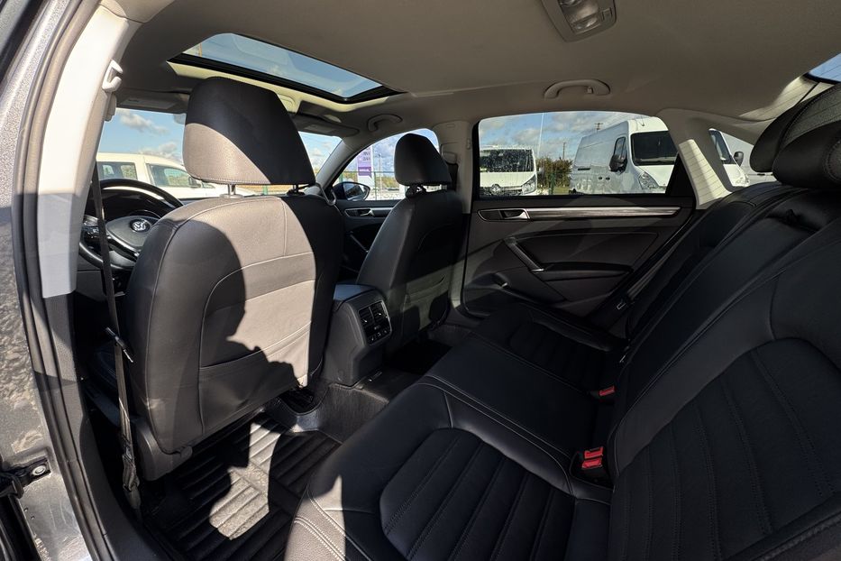 Продам Volkswagen Passat B8 COMIS 2017 года в г. Умань, Черкасская область