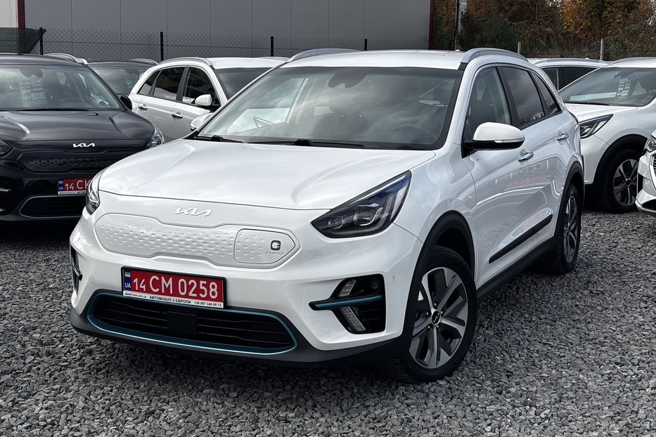 Продам Kia Niro 64 kwt 2022 года в Львове