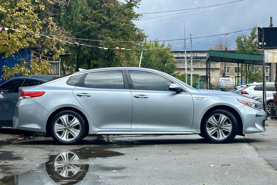Продам Kia Optima PHEV 2017 года в Киеве