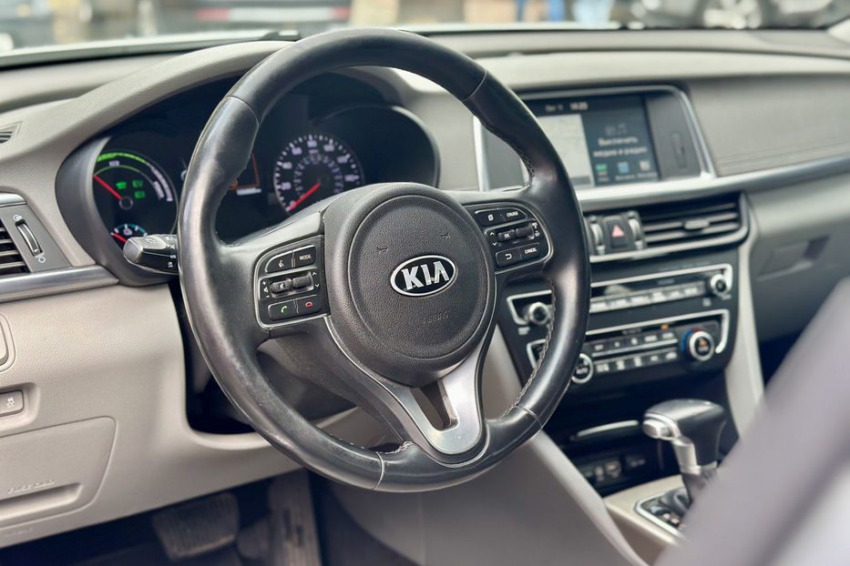 Продам Kia Optima PHEV 2017 года в Киеве