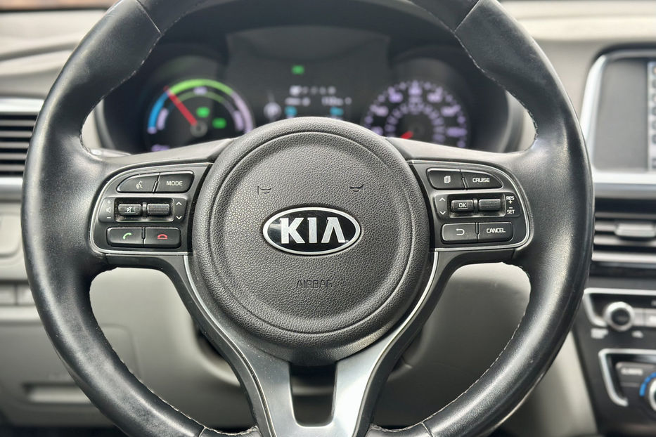 Продам Kia Optima PHEV 2017 года в Киеве