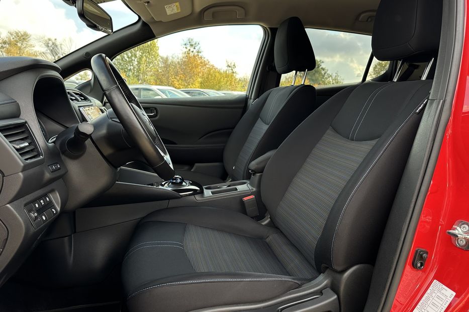 Продам Nissan Leaf 62кВтПдгрвкермасидіньКамера360 2020 года в Львове
