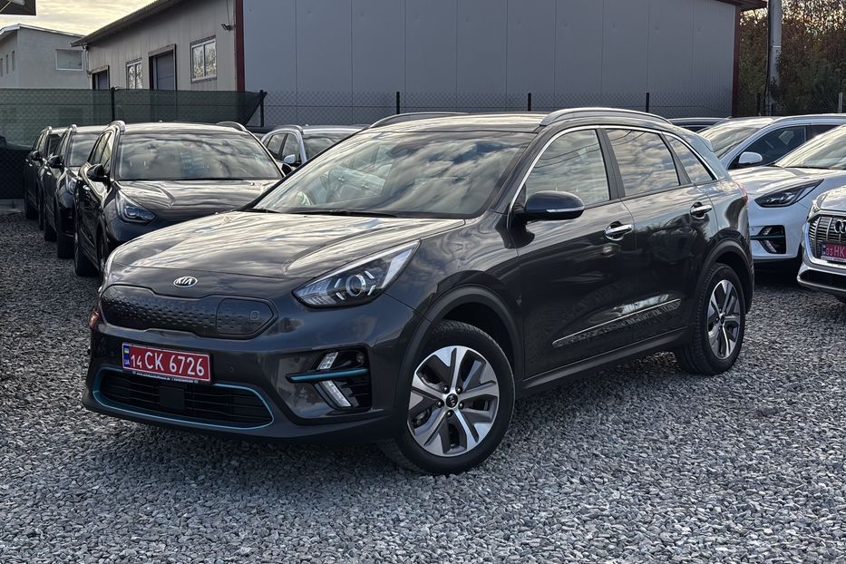 Продам Kia Niro 64 квт  авто у Львові  2021 года в Львове