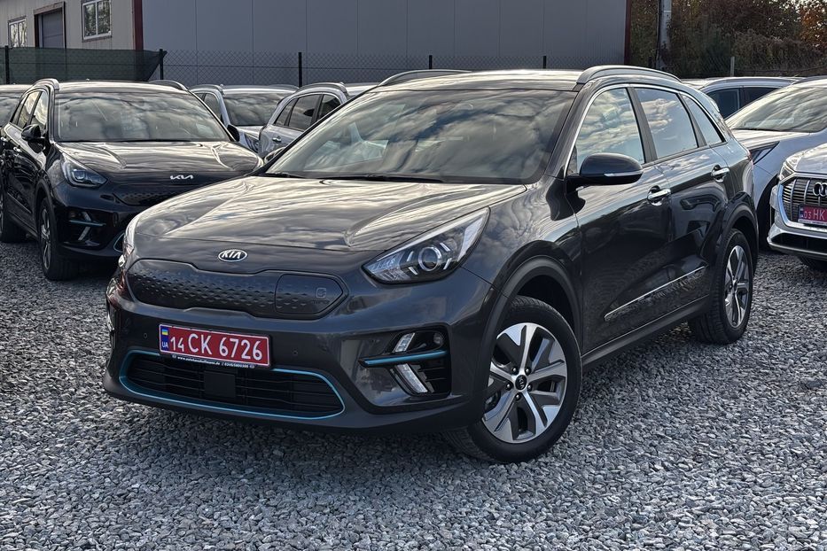 Продам Kia Niro 64 квт  авто у Львові  2021 года в Львове