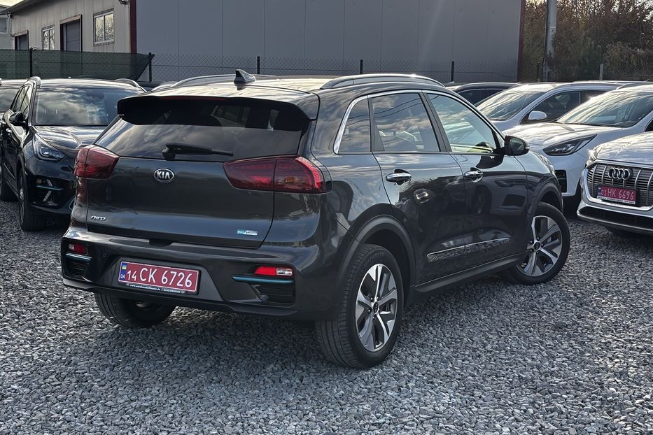 Продам Kia Niro 64 квт  авто у Львові  2021 года в Львове