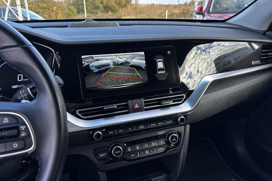Продам Kia Niro 64 квт  авто у Львові  2021 года в Львове