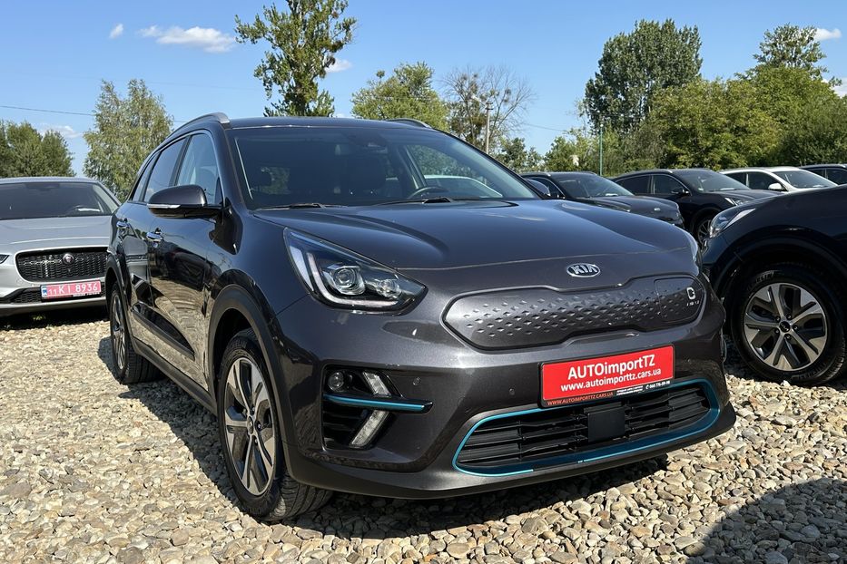 Продам Kia Niro  64 кВт Макс. комплектація 2020 года в Львове