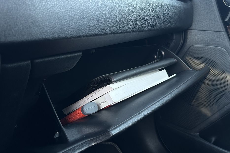 Продам Kia Niro  64 кВт Макс. комплектація 2020 года в Львове