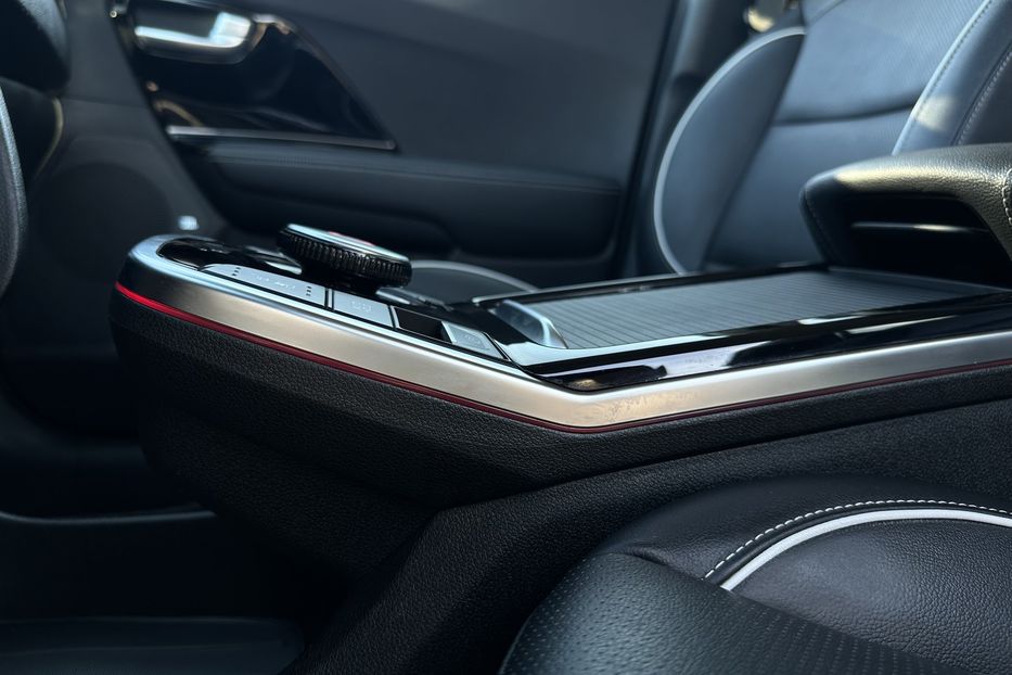 Продам Kia Niro  64 кВт Макс. комплектація 2020 года в Львове