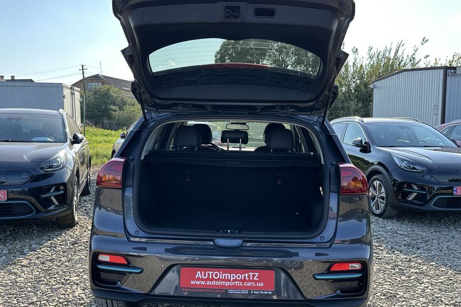 Продам Kia Niro  64 кВт Макс. комплектація 2020 года в Львове