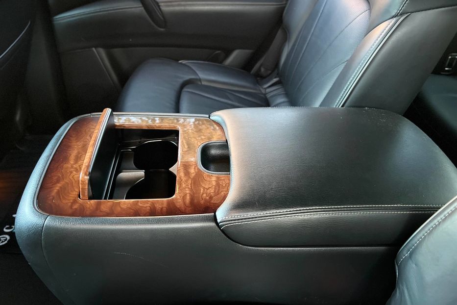 Продам Infiniti QX80 2014 года в Черновцах