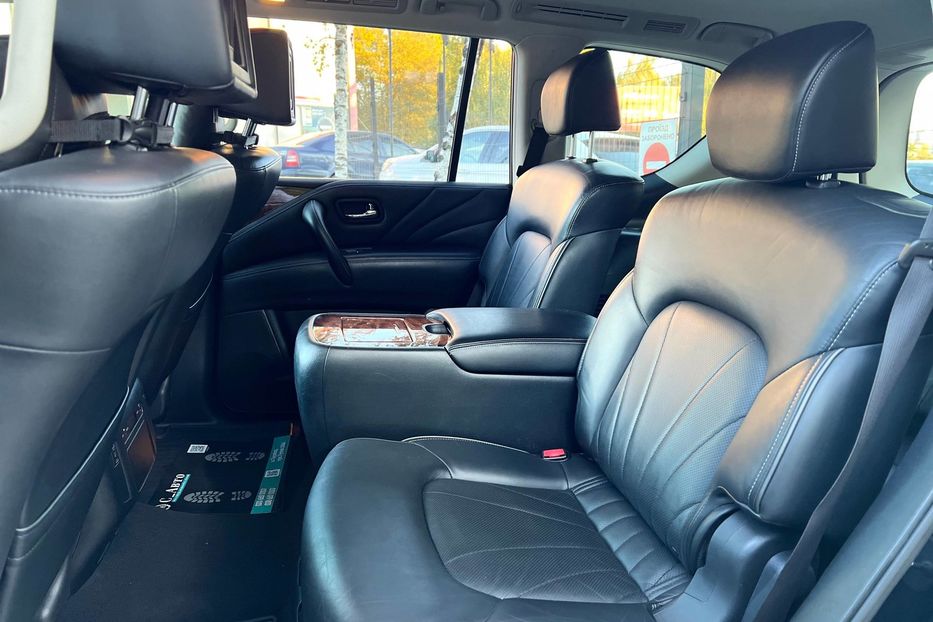 Продам Infiniti QX80 2014 года в Черновцах