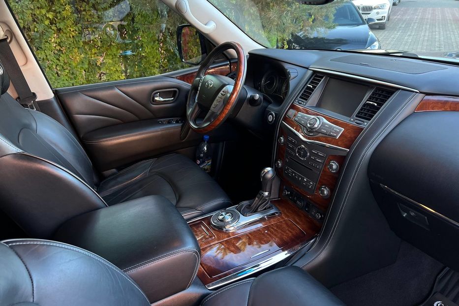 Продам Infiniti QX80 2014 года в Черновцах