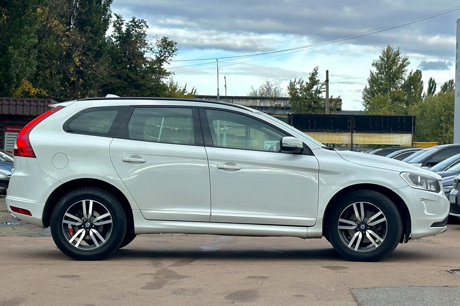 Продам Volvo XC60 2014 года в Киеве