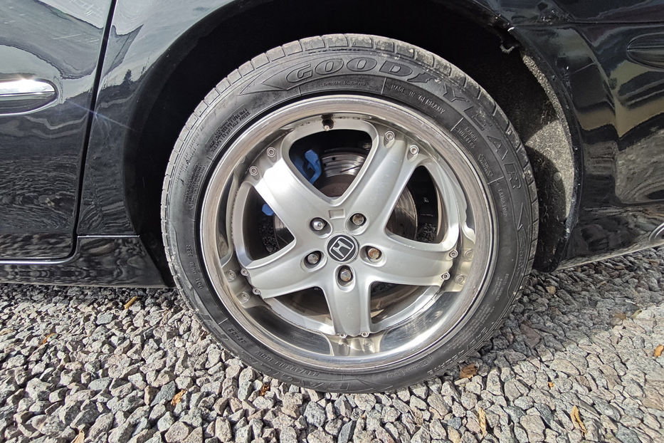 Продам Honda Legend 2006 года в Киеве