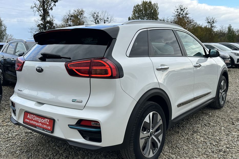 Продам Kia Niro 64кВт Макс.комплектація!  2021 года в Львове