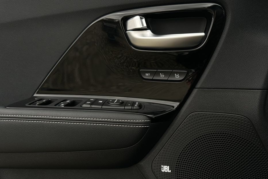 Продам Kia Niro 64кВт Макс.комплектація!  2021 года в Львове